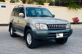 Toyota
              Prado